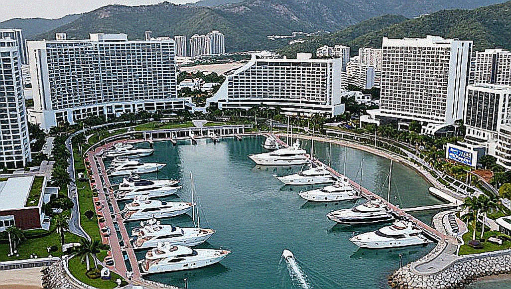 सात खाली कॉलम, एक भरा हुआ लेबल: एस्पोर्ट्स डेस्क पर वह फ़ाइल जिसमें सिर्फ़ 'एस्पोर्ट्स' लिखा था